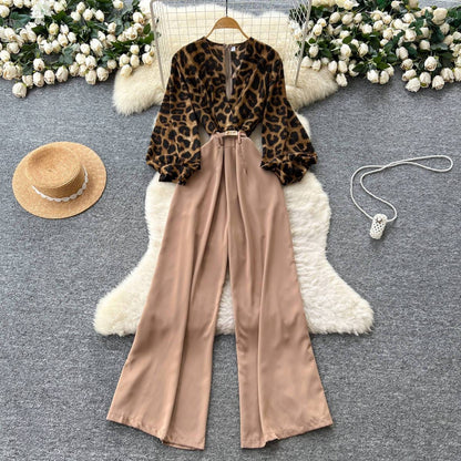 Stylish luxury jumpsuit with belt