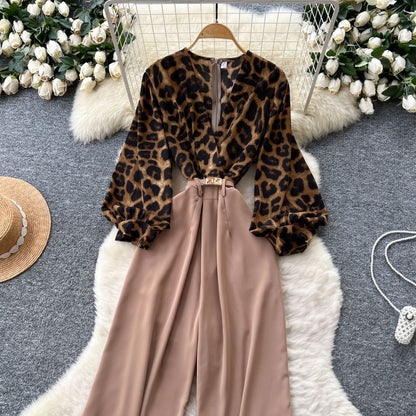 Stylish luxury jumpsuit with belt