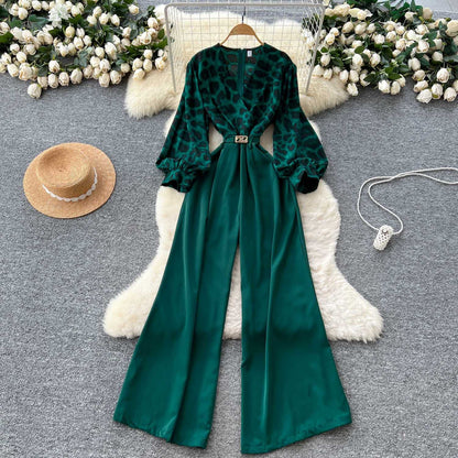 Stylish luxury jumpsuit with belt