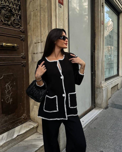 Style store bold border woollen cordset