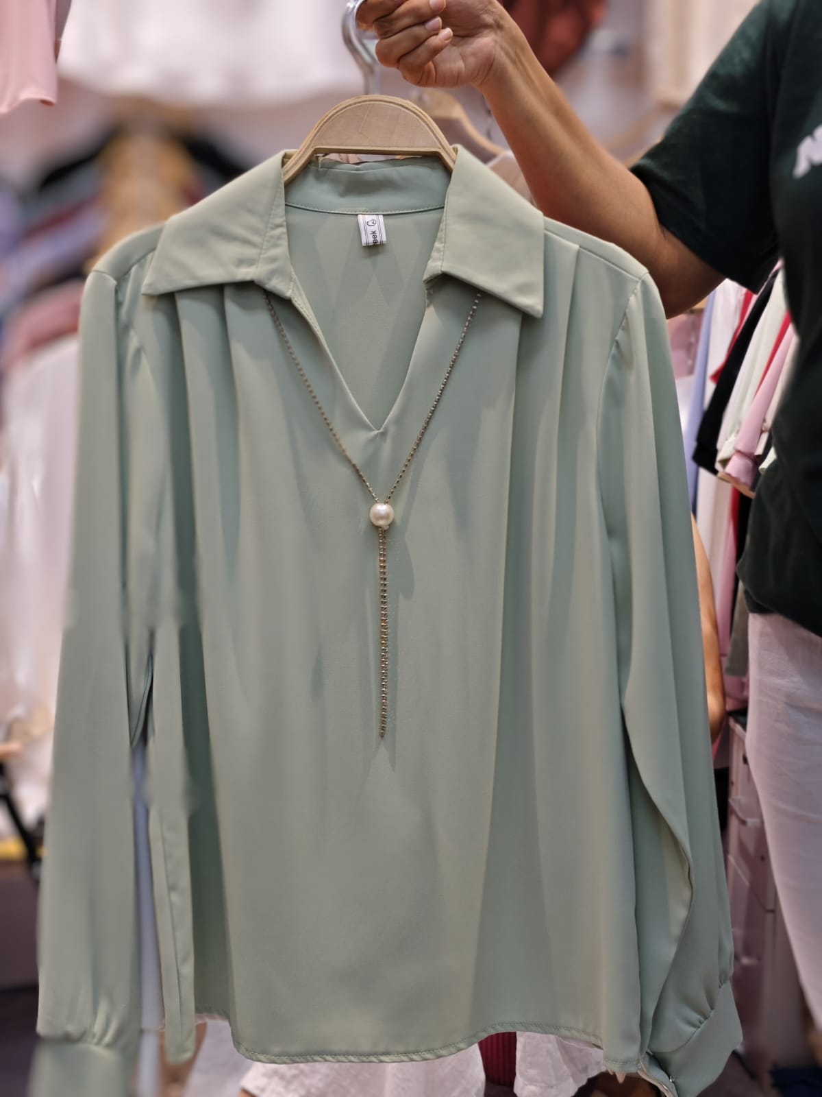 Diana lucury top