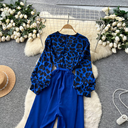 Stylish luxury jumpsuit with belt