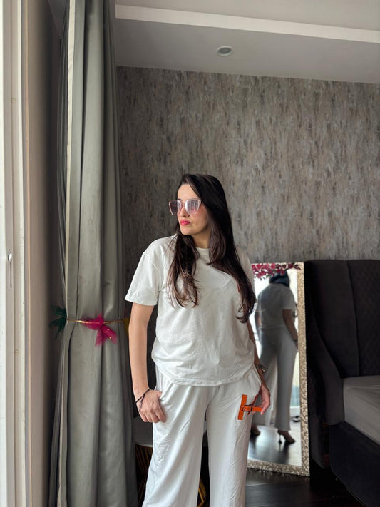Pure white travel coordsets